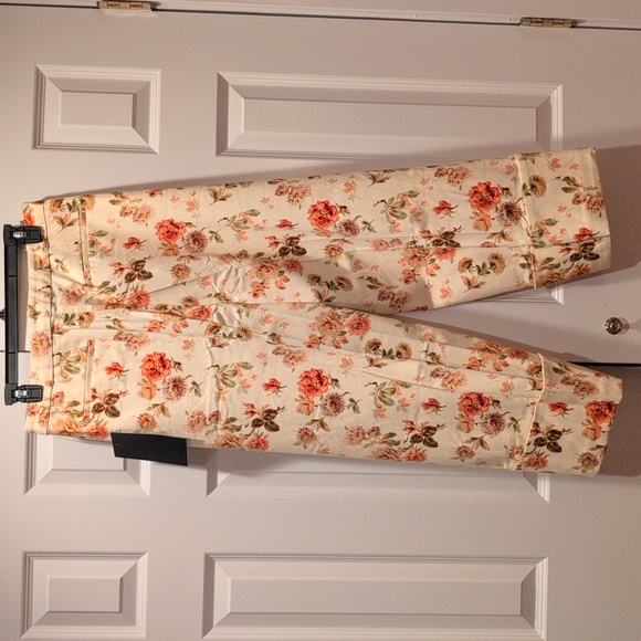 Tuckernuck Romantic Floral Full Length Florence Pants - Picture 10 of 13
